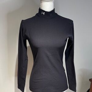 Under Armour Women's Black Long Sleeve Base Layer Top